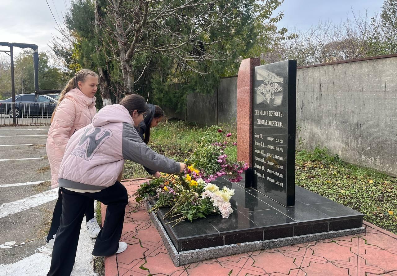 День памяти погибших при исполнении служебных обязанностей.